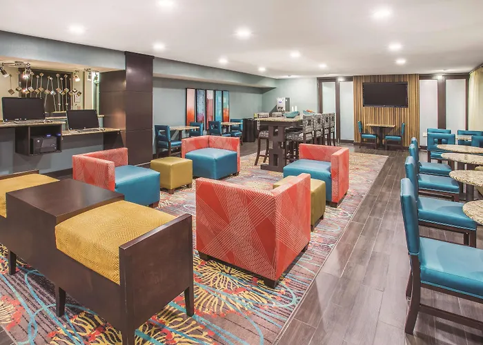 La Quinta By Wyndham O'Fallon, Il - St. Louis
